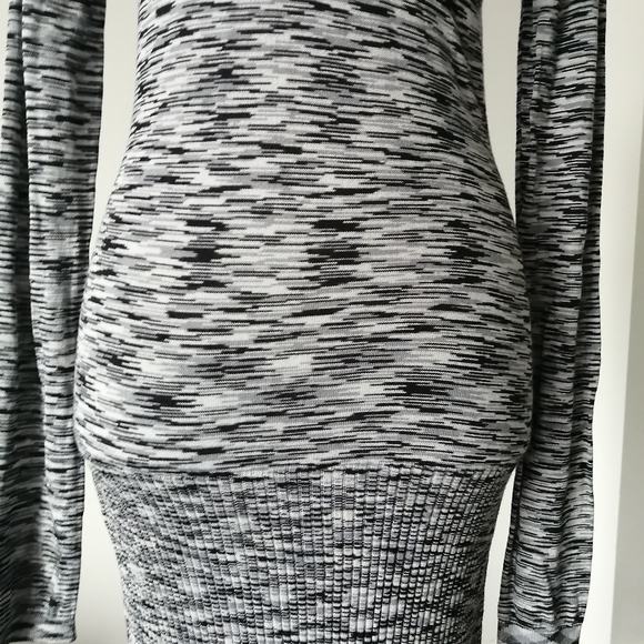 Winter dress - Picture 7 of 8